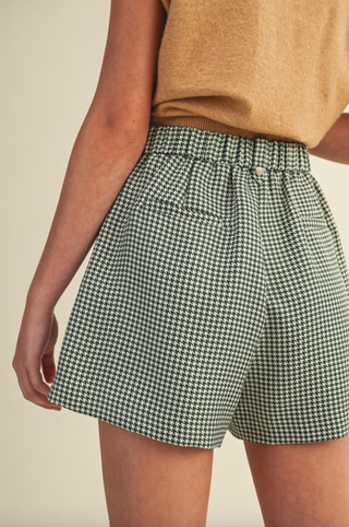 Houndstooth Pleated Shorts